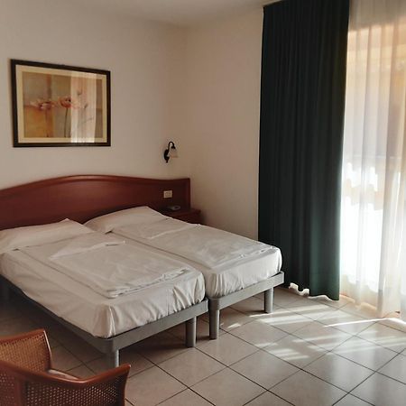 Hotel Florida Limone sul Garda Eksteriør bilde