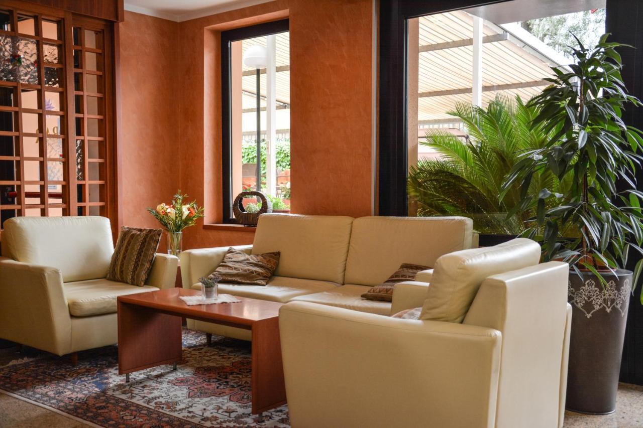 Hotel Florida Limone sul Garda Eksteriør bilde