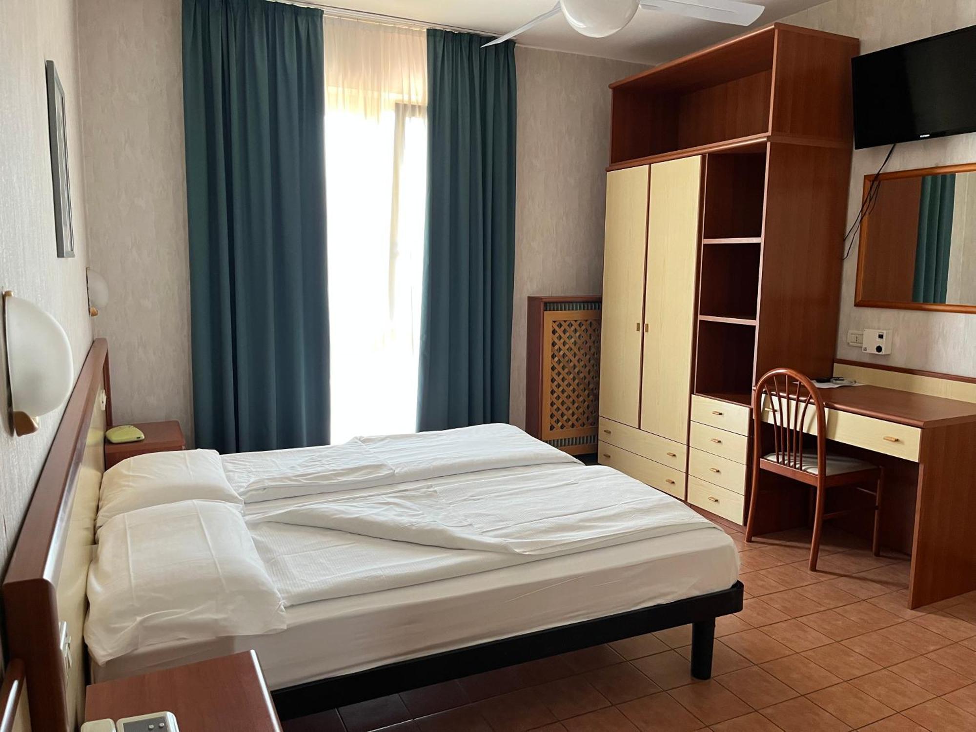 Hotel Florida Limone sul Garda Eksteriør bilde