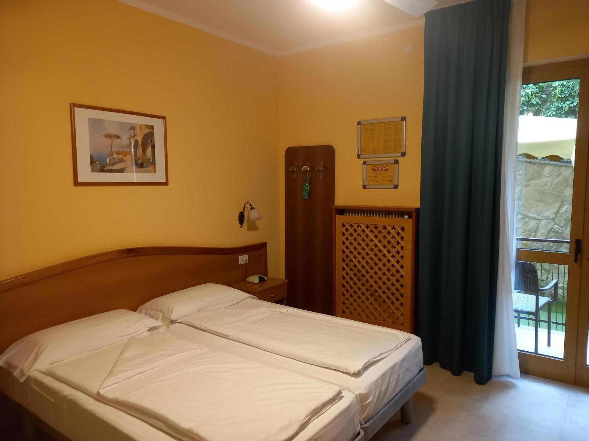 Hotel Florida Limone sul Garda Eksteriør bilde