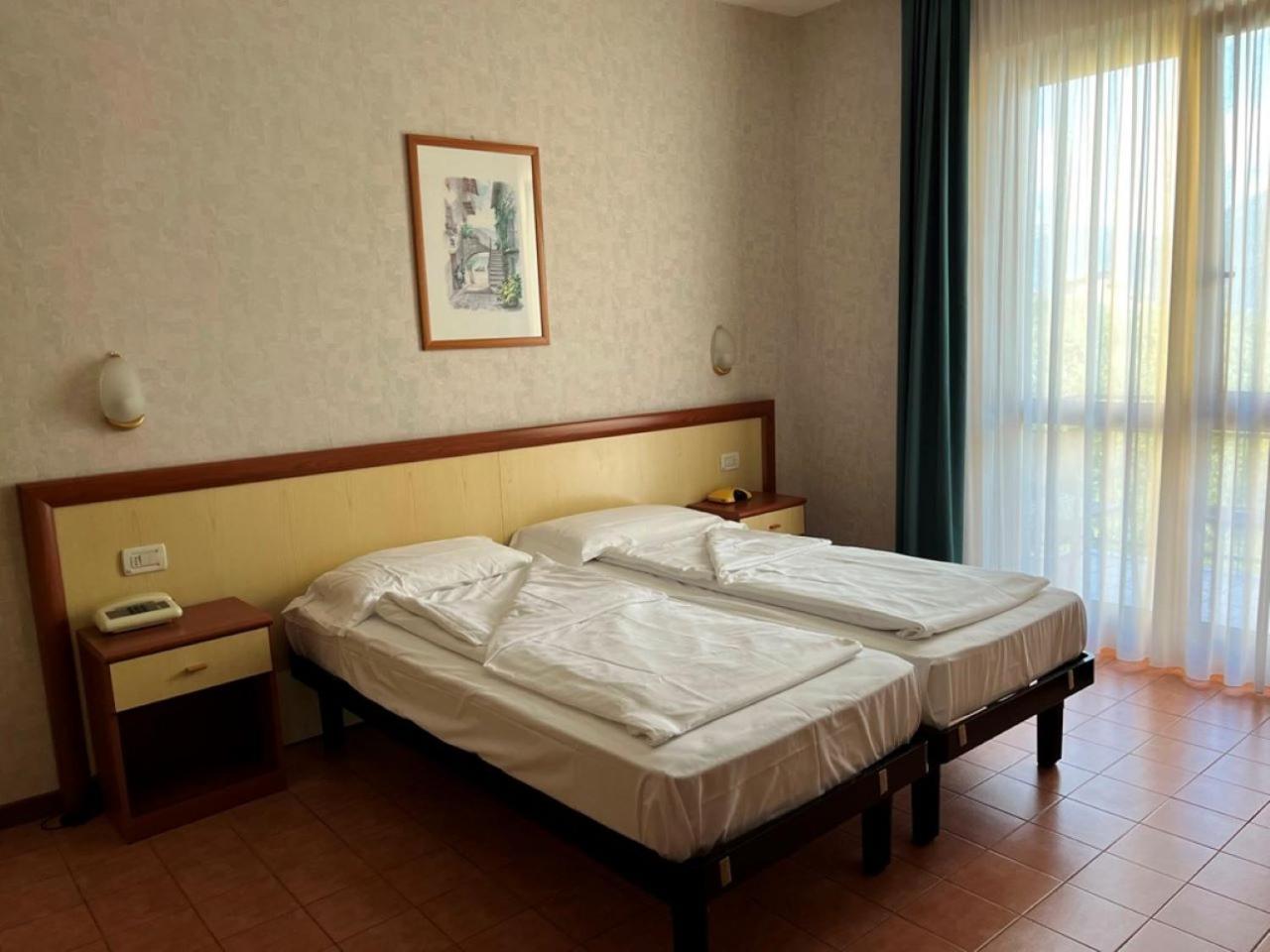 Hotel Florida Limone sul Garda Eksteriør bilde