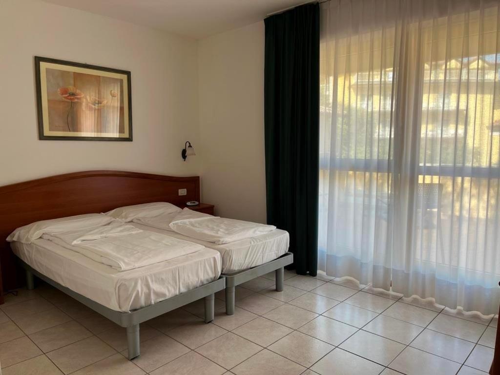 Hotel Florida Limone sul Garda Eksteriør bilde